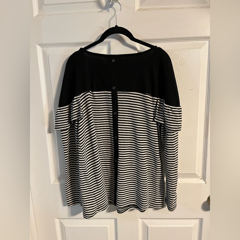 Doe & Rae Black and White Striped Long Sleeve Top - Picture 2 of 3